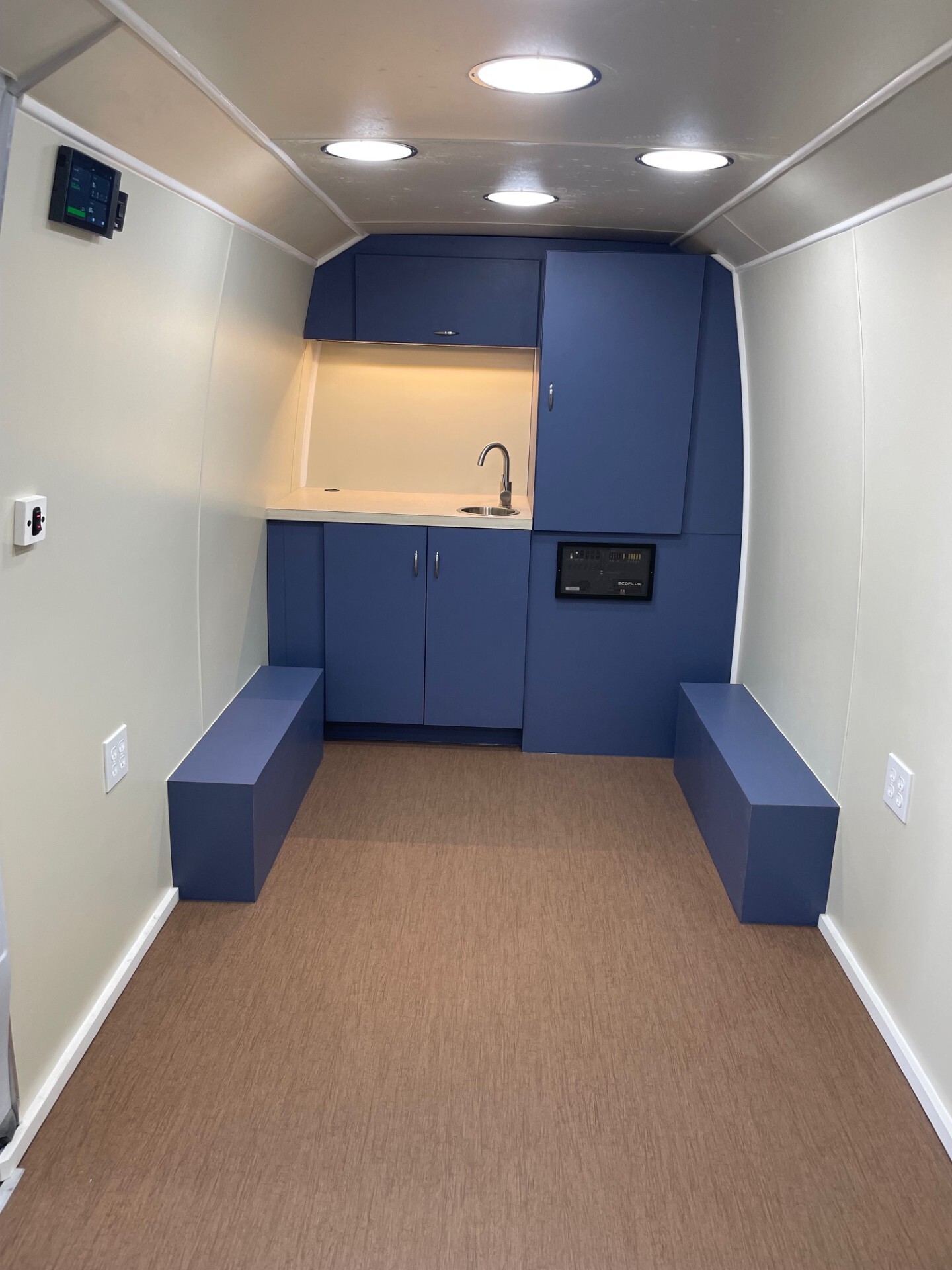 Mobile Dental - Empty